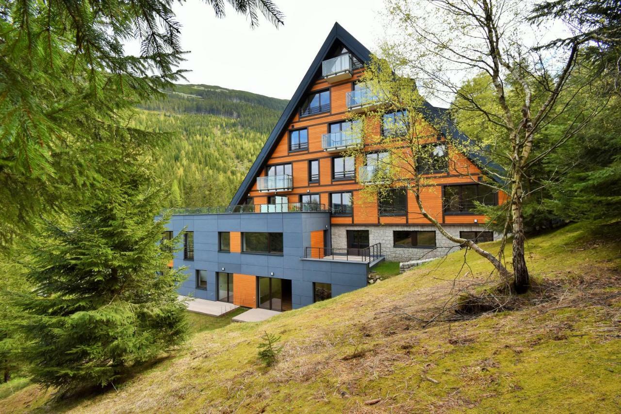 Apartment Adélka 104 with private whirlpool Špindlerŭv Mlýn Exterior foto